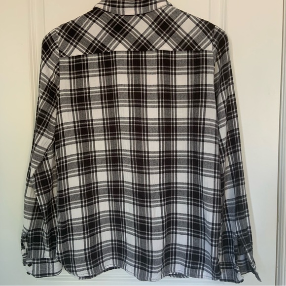 NOISY MAY BLACK & WHITE PLAID COTTON BUTTON UP SHIRT / SMALL - Picture 5 of 6